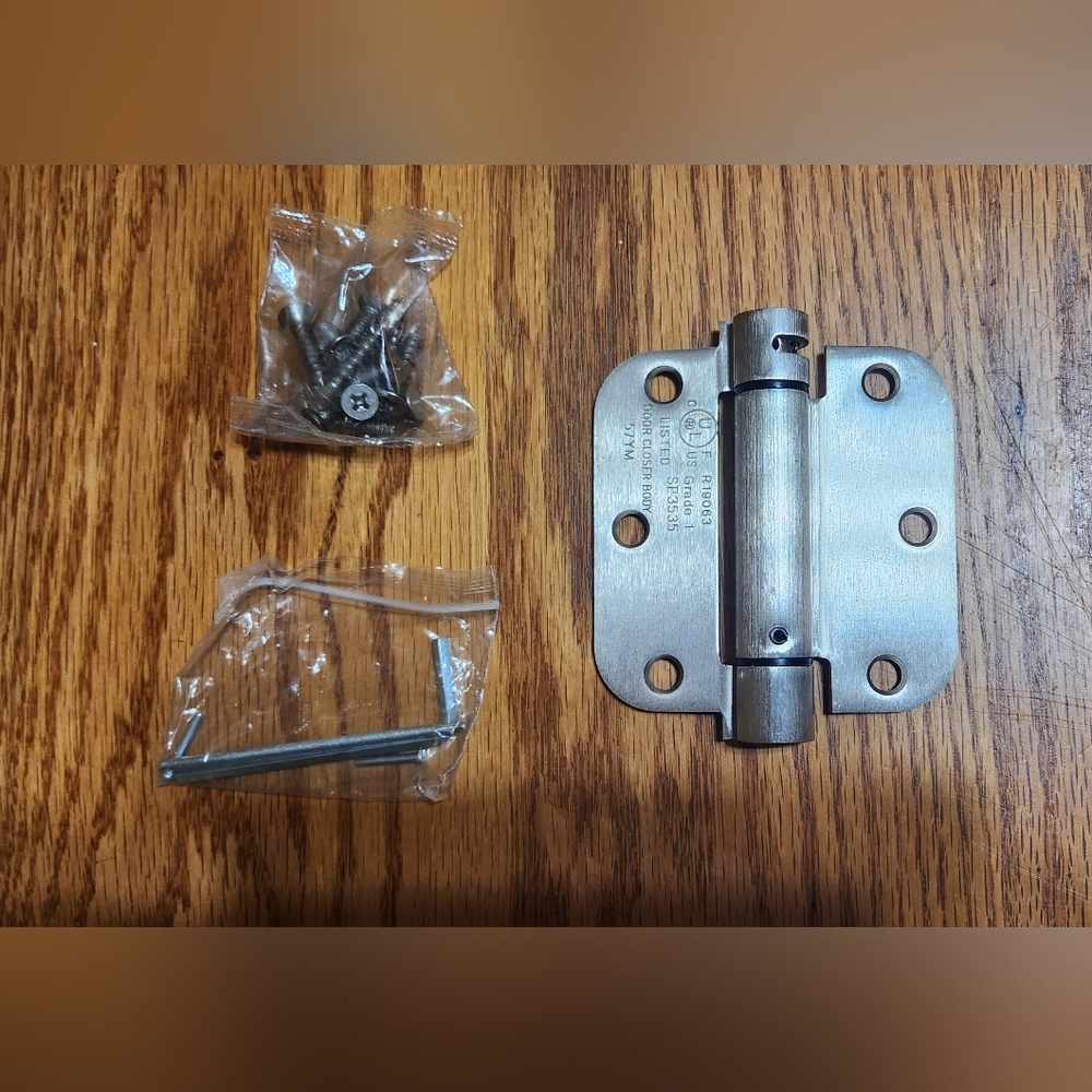 Set of 3: Amazon Basics Self-Closing Door Hinge, 3.5 Inch x 3.5 Inch